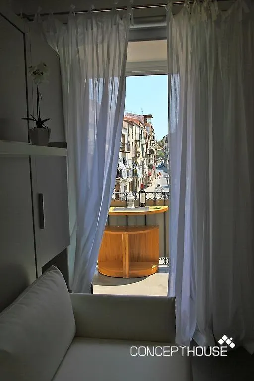 Suite 66 Cefalù 0*,